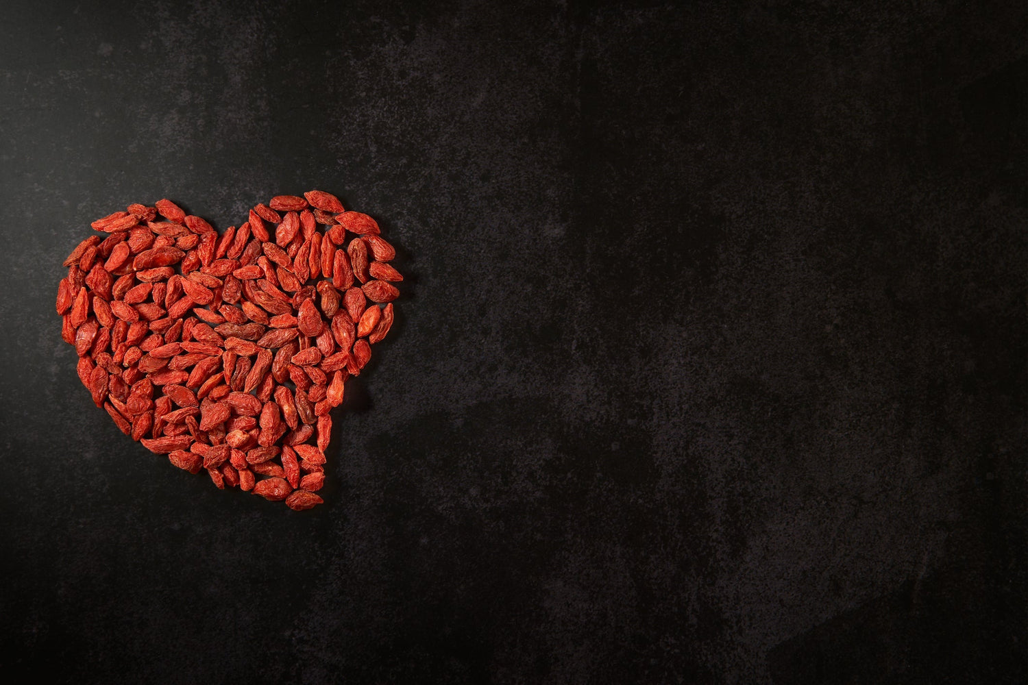 Dürfen Hunde Goji-Beeren essen? Wirkung, Vorteile & Dosierung