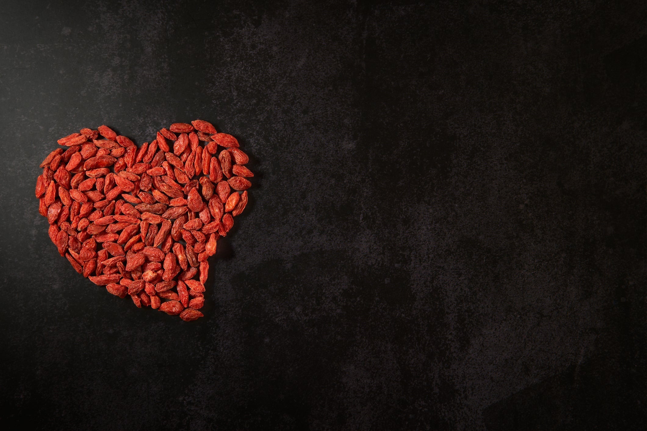 Dürfen Hunde Goji-Beeren essen? Wirkung, Vorteile & Dosierung